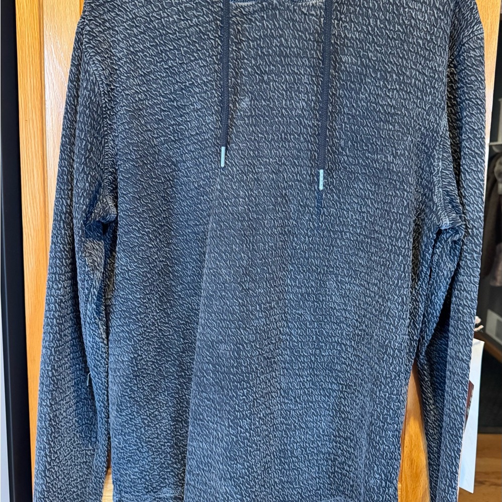 Buckle Black Men's Textured Black Hoodie